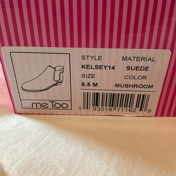 Me Too Low Heel Boot - Picture 10 of 10